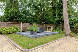 Westhall Road